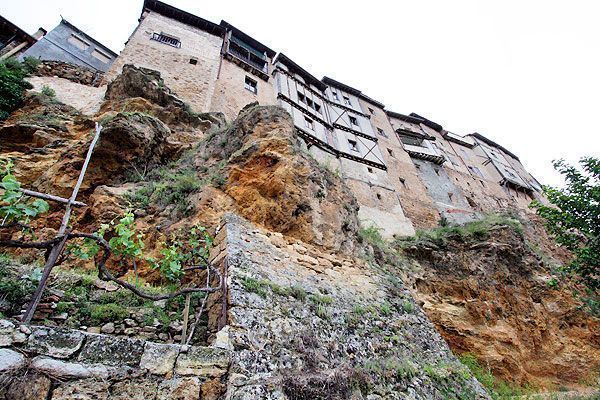 Casas Colgantes