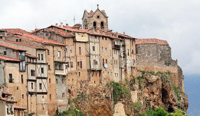 Las Casas Colgadas
